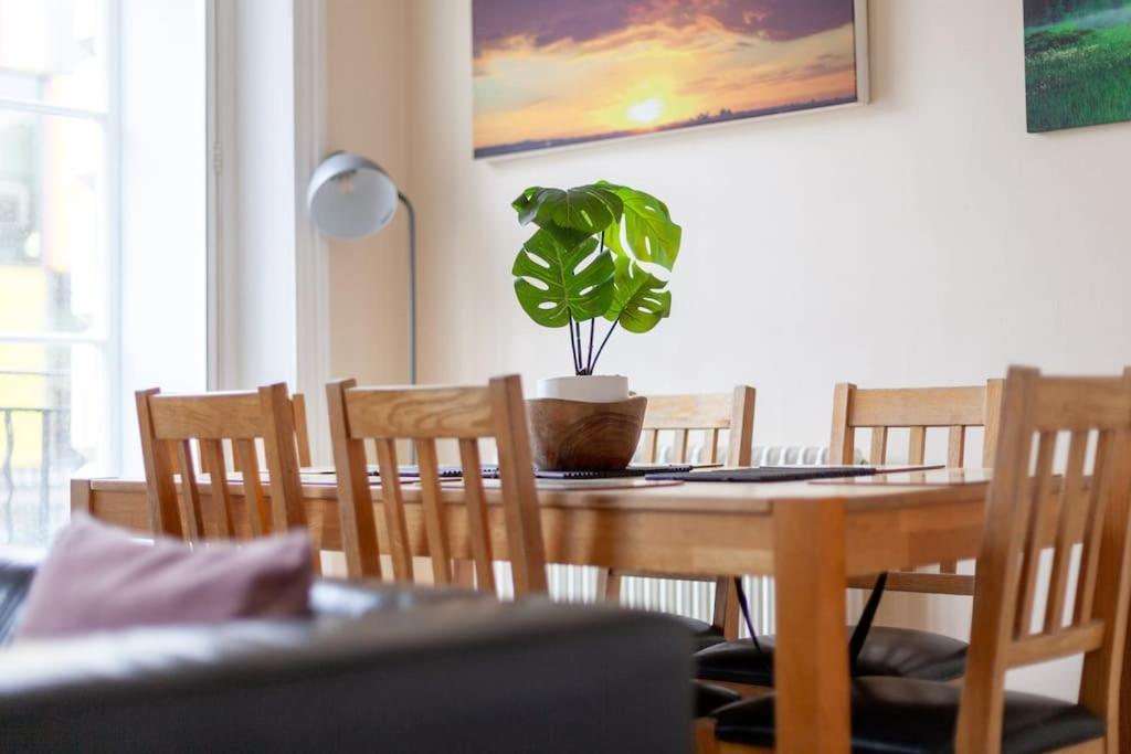 Spacious & Central 3-Bed Flat By Popular Waterloo! London Exterior photo